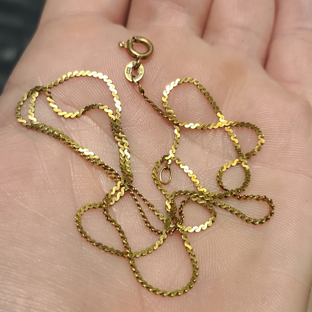 ❤️ SOLD!! 14k Gold Uno-A-Erre Necklace